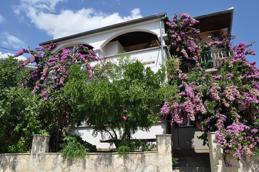 Apartments Petar Maksan Pakoštane Habitación foto